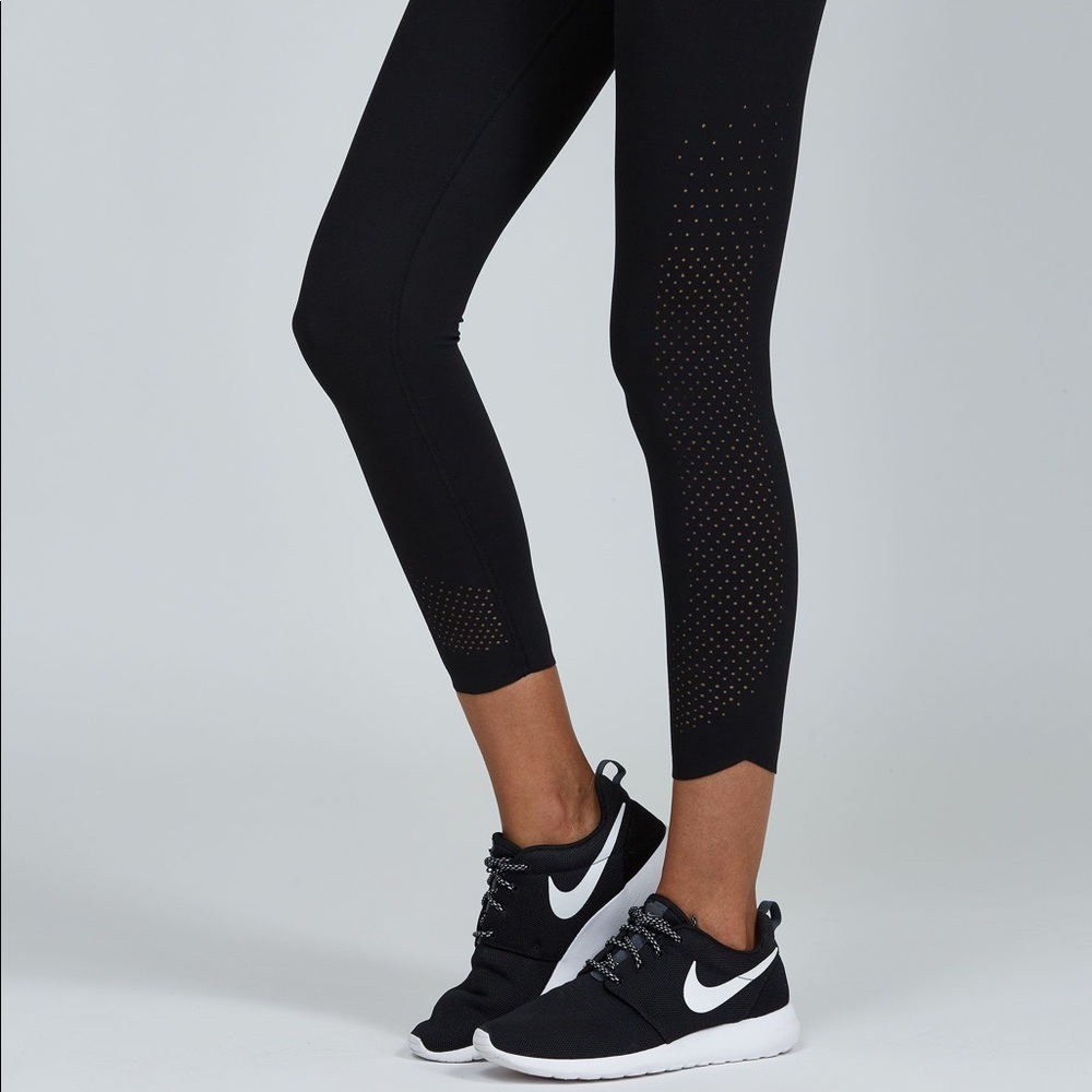 NOLI Ghost Yoga Tights